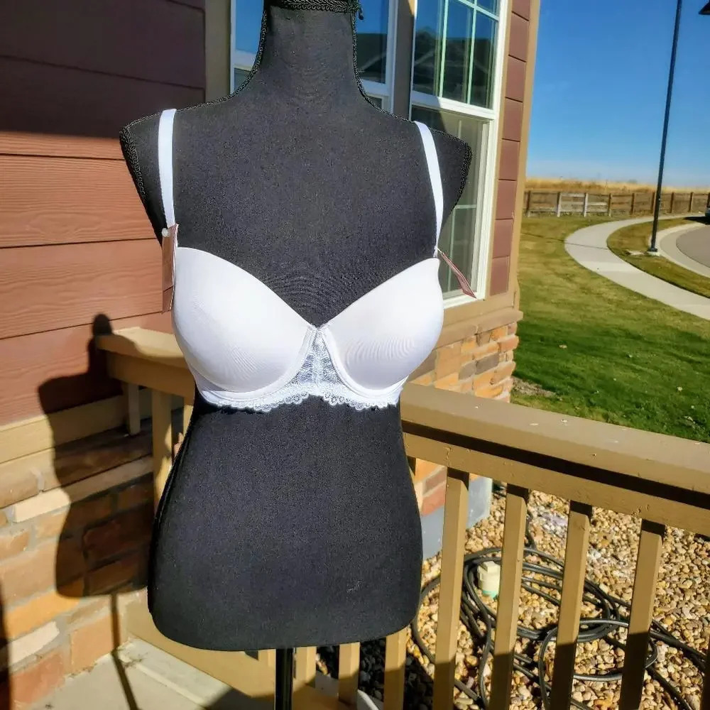 NWT Maidenform White Lace Multi-Way Push Up Bra 36D with Convertible Straps